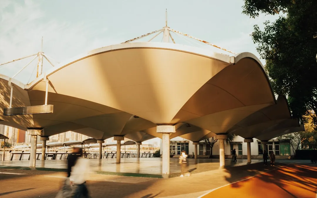 华北地区家庭收纳空间规划中塑料收纳箱的选型与搭配建议