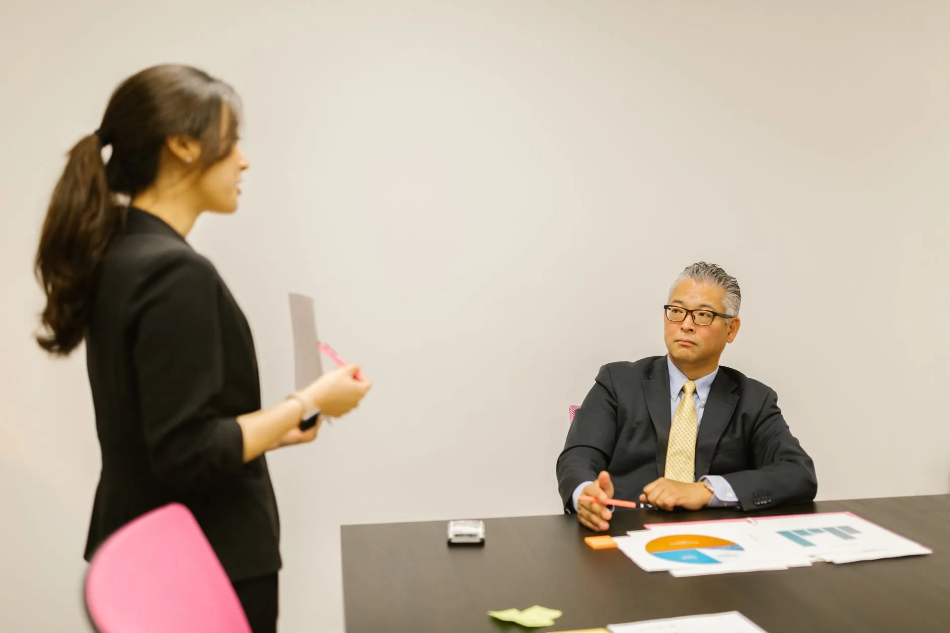 天津家庭收纳方案：塑料收纳箱与储物柜的空间规划要点